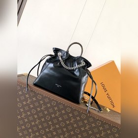 頂級原單，變碼芯片M25522 LV Vibe 系列推出 Off Duty 雙肩