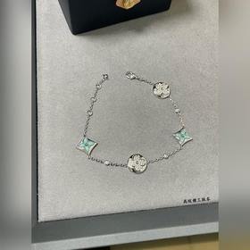 對版扣 升級了 LV天河石四花手鍊，春來河水綠如藍，天河石那抹Tiffany藍，