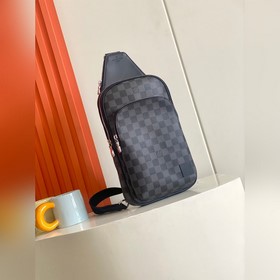 頂級原單，163芯片，半鋼五金，M45302.本款 Avenue 單肩包取材 D
