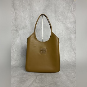 5BG231(幹邑色) M家 新款hobo 托特腋下包！ MiuMiu秋冬系列