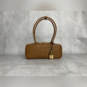 5BB173 MiuMiu25ss單肩包 火爆全網中 超美Beau手袋融合了複古