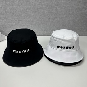 miumiu春夏經典漁夫帽
