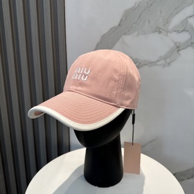 [Miumiu缪缪]新款訂單款刺繡棒球帽 大牌款超好搭配，趕緊入手！