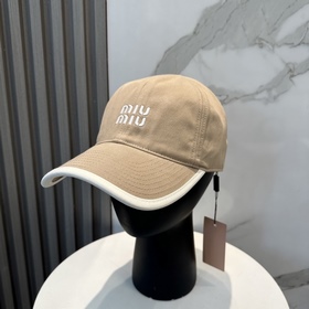 [Miumiu缪缪]新款訂單款刺繡棒球帽 大牌款超好搭配，趕緊入手！