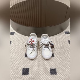 碼數35-40(41定做) miumiu26春款網鞋 春日氛圍感穿搭的本命鞋 缪