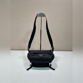 迷你郵差包 2VH171迷你 這款翻蓋式單肩包采用尼龍和Saffiano皮革等标