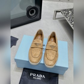 普拉達 情侶PRADA 2026最新款樂福鞋半拖鞋 火爆系列 演繹都市風尚 設計