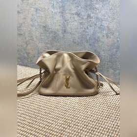 YSL 新新新新新款Jamie斜挎包！！！JAMIE肩背包飾以LE CASSAN