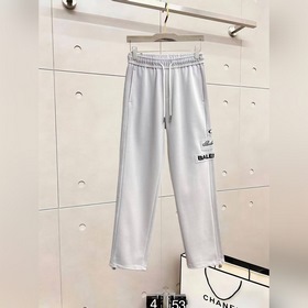 巴黎世家 2026春季新款長褲休閑褲 官網同步發售。品牌經典LOGO休閑褲 ，定