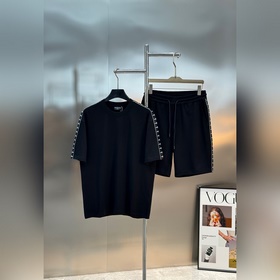 上衣價格2200   褲子價格2300 Balenciaga巴黎世家新品織帶