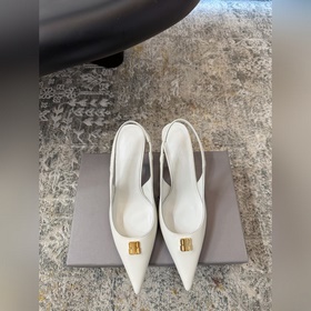 BALENCIAGA 26FW 氣質小單鞋 面料： 牛皮 内裡：羊皮 鞋底