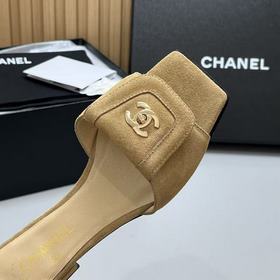 CHANEL 小香26C雙C書包扣方頭拖鞋 當26C系列将經典基因揉進日常松弛感