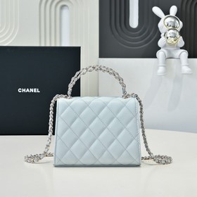 Chanel 26春夏預告系列，本季最火最火的Kelly牛皮手柄包 23P店裡
