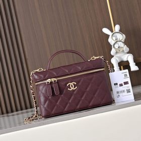 CHANEL 26P LP麻花水鑽盒子包手拎鍊條化妝包 精緻耐用的荔枝紋牛皮 ，