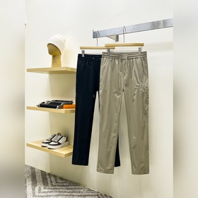 克羅心.2026早秋新款休閑褲!官網同步發售。品牌經典logo休閑褲，定制面料，