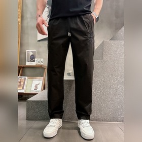 克羅心.2026早秋新款休閑褲!官網同步發售。品牌經典logo休閑褲，定制面料，
