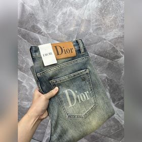 DIOR迪奧 2026新品男士牛仔褲 面料彈性好。獨家發售 官網同步 時尚優雅