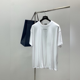 Dior 迪奧， 2026春夏新品，專櫃同步有售，簡約時尚休閑圓領短袖T恤，原