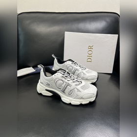 Dior 頂級工藝品 迪奧 專櫃同步 原廠配置，意大利進口原版牛皮面料，透氣舒适
