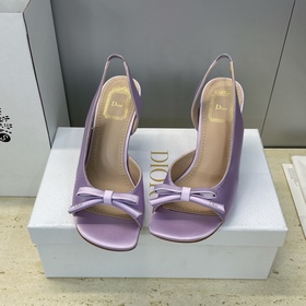 迪奧 Dior 2026早春走秀新款系列蝴蝶結果凍色女鞋 CD字母logo弧形鞋