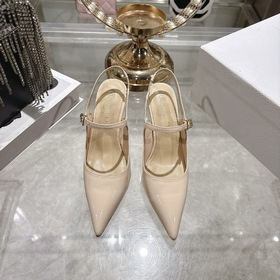 Dior 2026春夏新款尖頭瑪麗珍高跟鞋 也有涼鞋 款式時尚 簡單滿滿的女人味