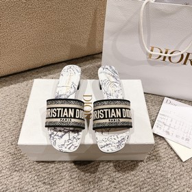 代購級别！ 經典迪奧logo電腦繡帆布方跟拖鞋，上乘美豔力作 dior專櫃最火春