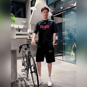 Fendi 芬迪 高端定制領子袖子下擺做破洞設計2026春夏新款首發專櫃最新款短