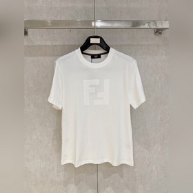 芬迪Fendi26春夏新品專櫃首發最新款短袖圓領T恤 高端訂制 設計前衛時尚！品