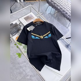 芬迪Fendi26春夏新品專櫃首發最新款短袖圓領T恤 高端訂制 設計前衛時尚！品