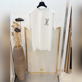 Size：s，m，l，xl 黑白兩色 男女同款 Fendi  ，芬迪 2026