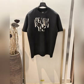 Size：s，m，l，xl 黑，白，2 色 男女同款 FD，芬迪 Fendi