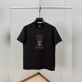 Fendi.芬迪 SS26春夏新品萌趣寵物FF提花标識短袖T恤，正面胸口的老花小
