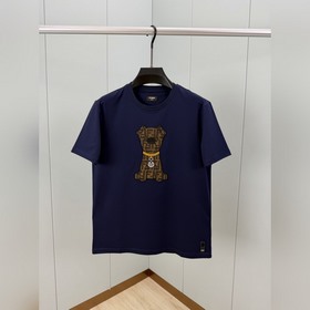 Fendi.芬迪 SS26春夏新品萌趣寵物FF提花标識短袖T恤，正面胸口的老花小