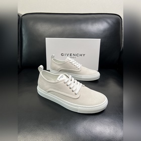 Givenchy 高品質 頂級工藝品 紀梵希 專櫃同步原廠配置，意大利進口牛皮搭