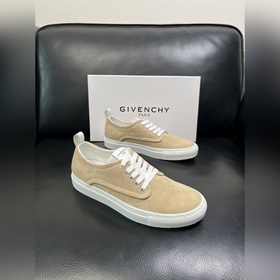 Givenchy 高品質 頂級工藝品 紀梵希 專櫃同步原廠配置，意大利進口牛皮搭