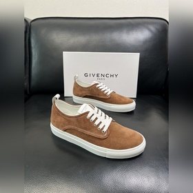 Givenchy 高品質 頂級工藝品 紀梵希 專櫃同步原廠配置，意大利進口牛皮搭