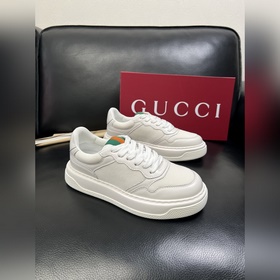 Gucci 頂級代購 古奇專櫃新款，原廠配置意大利進口牛皮搭配印花布面料，進口牛