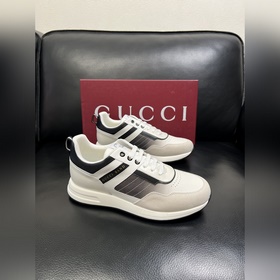 Gucci 高品質 頂級工藝品 古奇專櫃新款，原廠配置意大利進口牛皮面料，進口牛