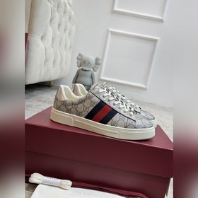 Gucci 休閑鞋 夏秋爆款推薦，女款碼數; 35-39 男款碼數：39-44原
