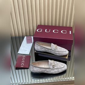 2026早秋 Gucci Jordaan系列 新品5D立體鹿皮迷你雙GG壓紋單鞋