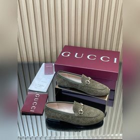 2026早秋 Gucci Jordaan系列 新品5D立體鹿皮迷你雙GG壓紋單鞋