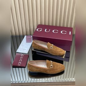 2026早秋 Gucci Jordaan系列 新品5D立體鹿皮迷你雙GG壓紋單鞋