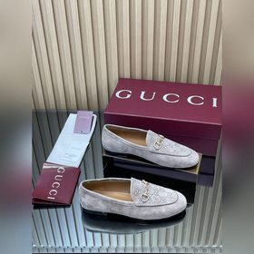 2026早秋 Gucci Jordaan系列 新品5D立體鹿皮迷你雙GG壓紋單鞋