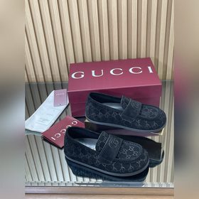 2026  新品厚底Gucci 互扣式刺繡大G橫帶穆勒鞋 迷你GG壓紋樂福鞋