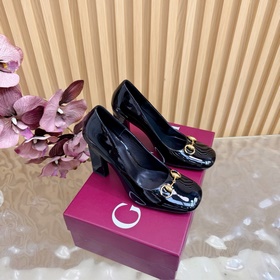 2026早春 GUCCI 高跟馬銜扣方頭 氣質 單鞋  作為Gucci設計傳