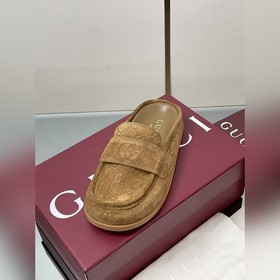 2026 新品厚底GuCci互扣式刺繡大G橫帶穆勒鞋 迷你GG壓紋包頭拖鞋 勃