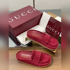 2026 新品厚底GuCci互扣式刺繡大G橫帶穆勒鞋 迷你GG壓紋包頭拖鞋 勃