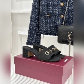 Gucci，古馳26WF春夏新品馬銜扣 魚嘴粗跟拖鞋 以時光為經緯 以自由為針線