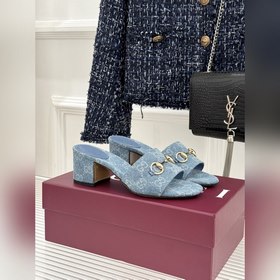 Gucci，古馳26WF春夏新品馬銜扣 魚嘴粗跟拖鞋 以時光為經緯 以自由為針線