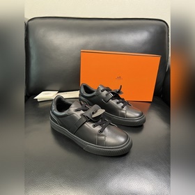 帶飛機盒 Hermes 高品質 頂級工藝品 愛馬仕 專櫃同步發售原廠配置，意大利